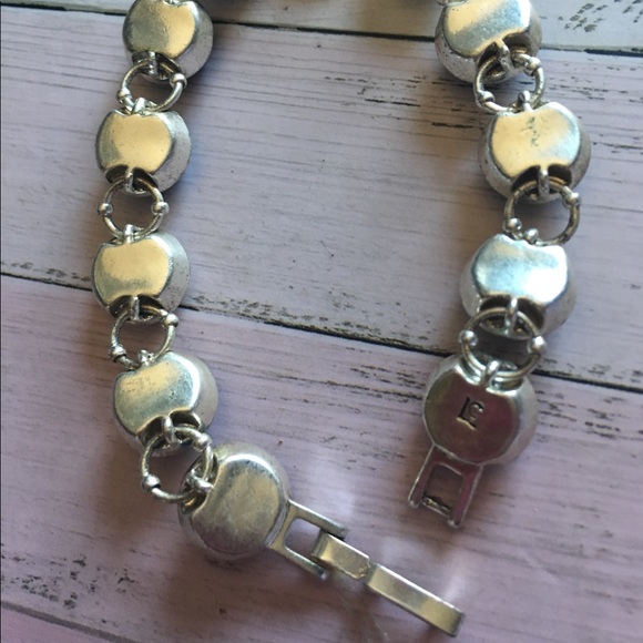 LC Bracelet - Picture 2 of 3